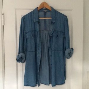 Light Blue Chambray Long Sleeve Button Up Shirt